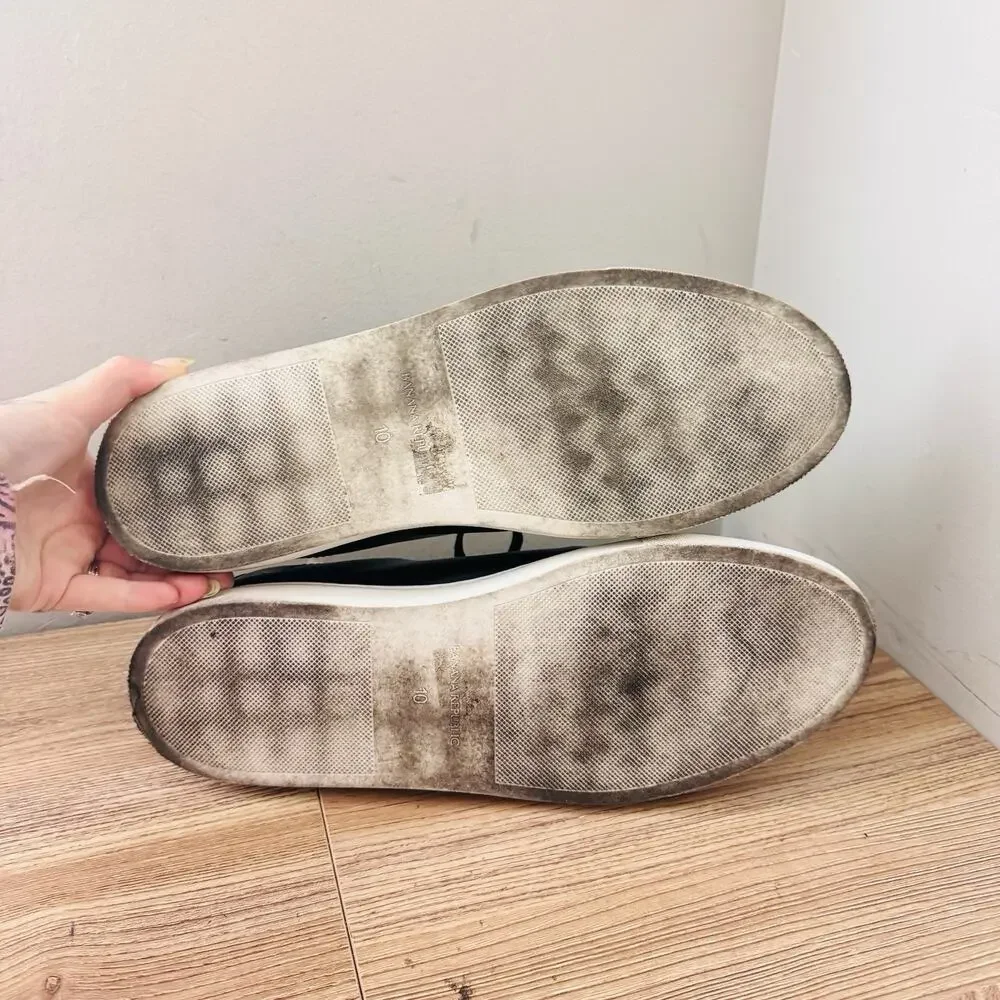 Banana Republic item good